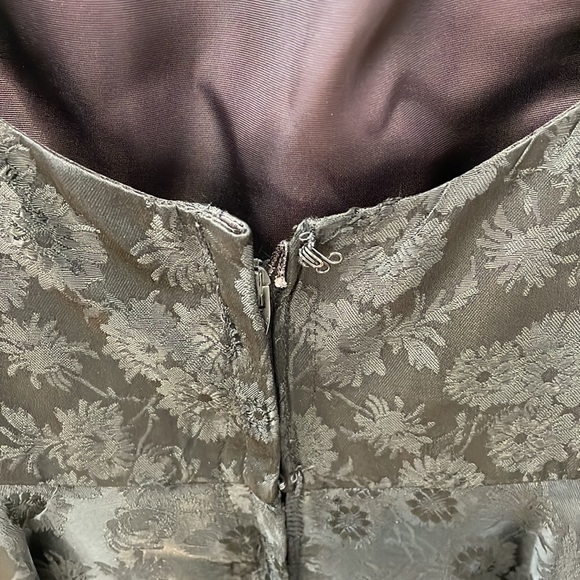 Vintage black jacquard floral swing dress. Brand: Jay Herbert - Picture 4 of 5